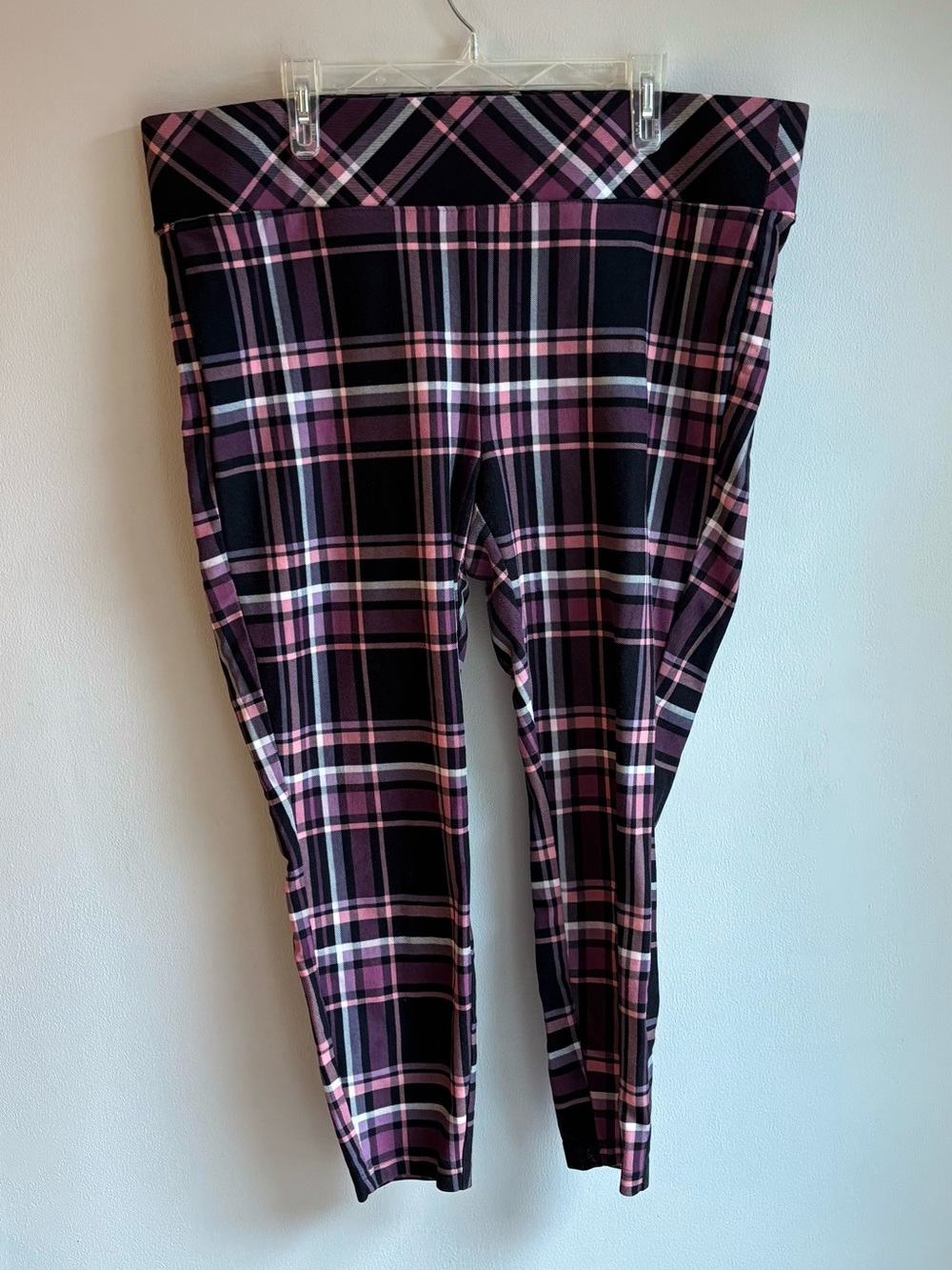 Torrid Pull on Pixie Style Pant